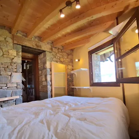 Casa Guardafuentes De Ordesa ,casa Del Guardes Apartamento